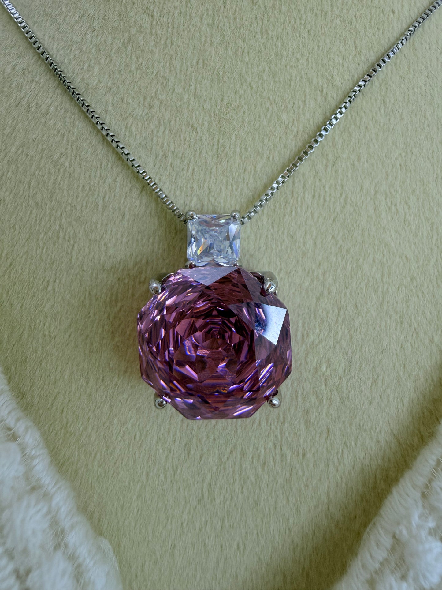 ✨Turkish Zultanite Pink Rose Pendant and Earrings ✨