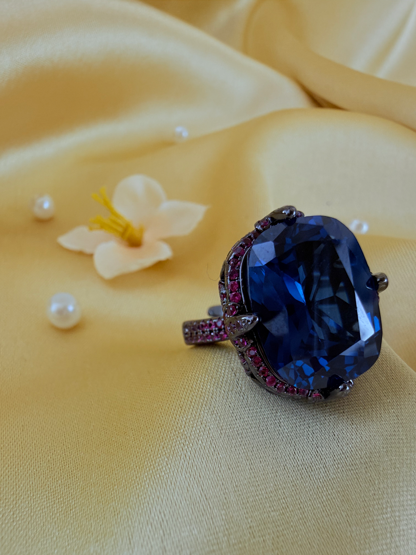 💙 Turkish Zultanite Royal Blue Statement Ring