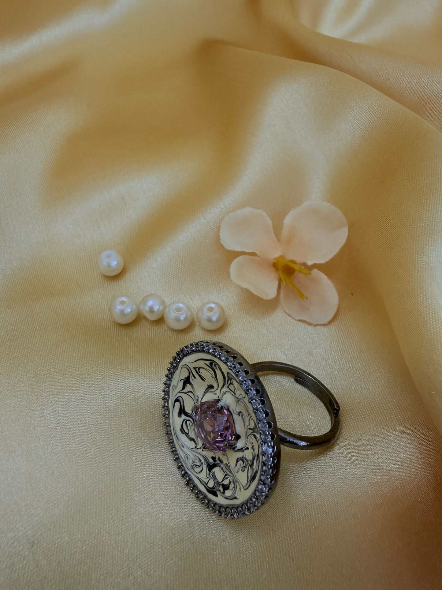 ✨Motif Cocktail Statement Ring with Earrings ✨