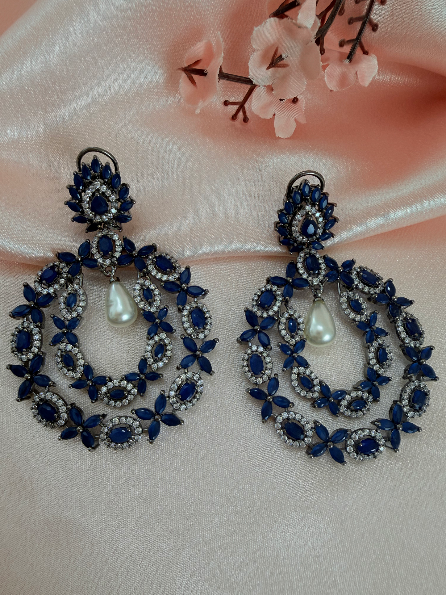 ✨Chandbali chandeliers ✨