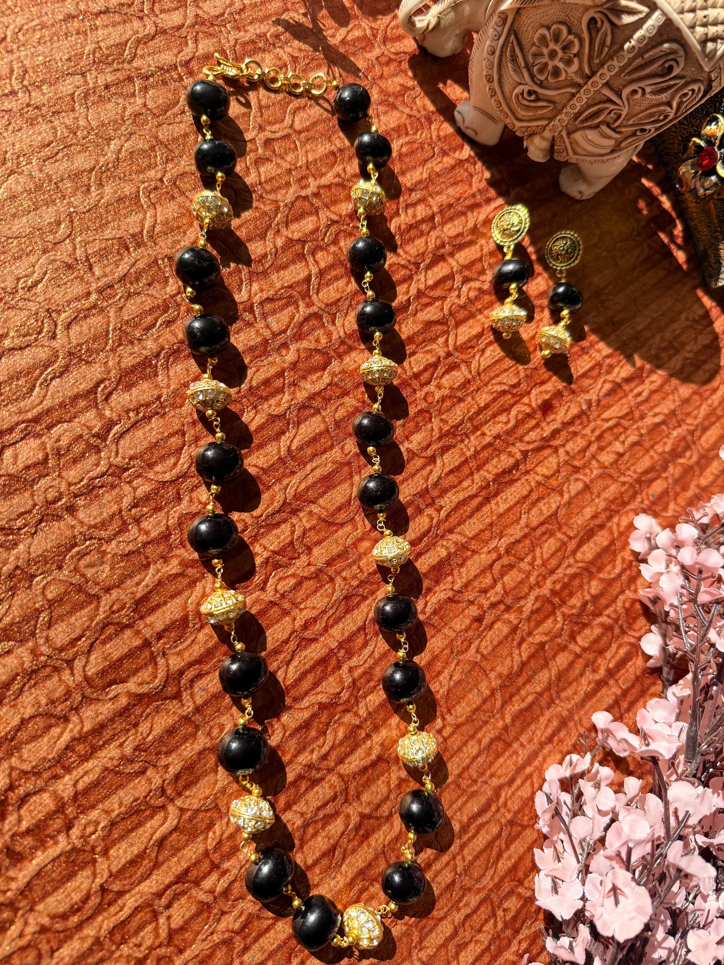 ✨Bold black antique bead mala for royal look ✨