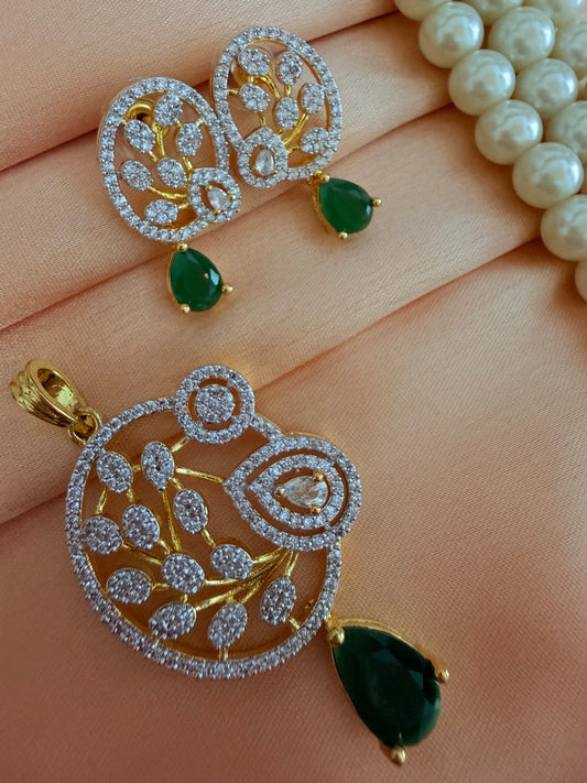 💎Gold finish pendant set💎