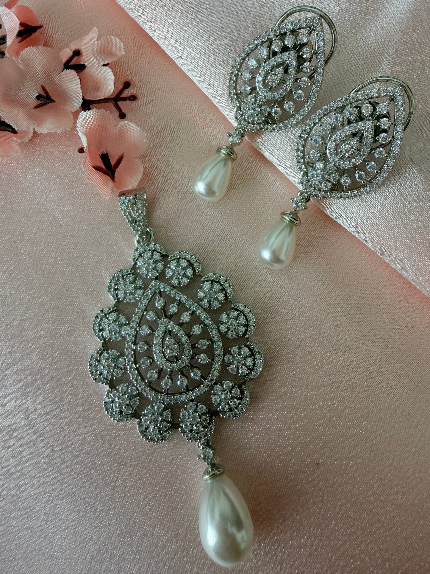 🤍Silver plated pendant set🤍