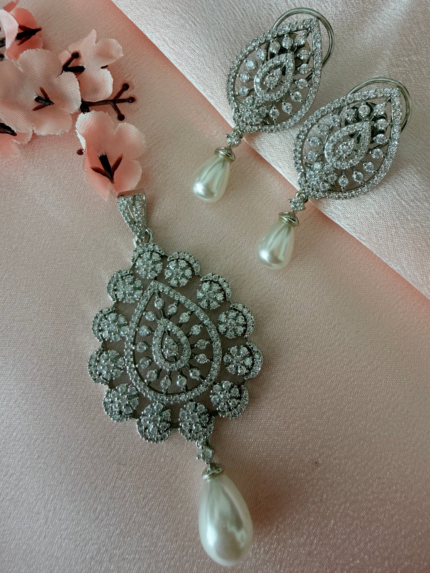 🤍Silver plated pendant set🤍