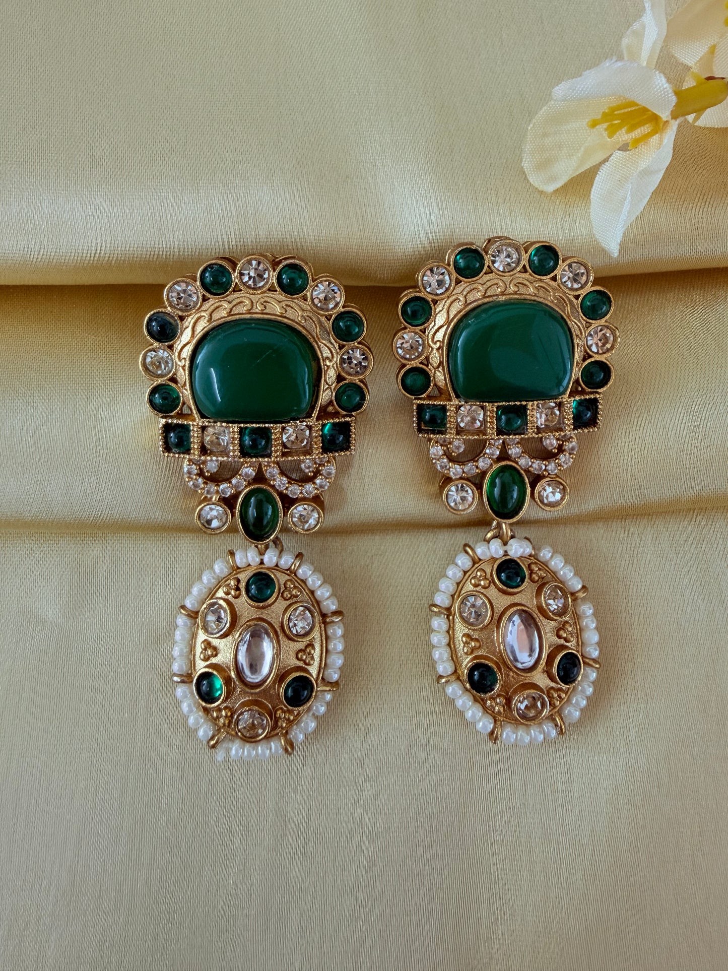 ✨Brass gold plated drop earrings ✨