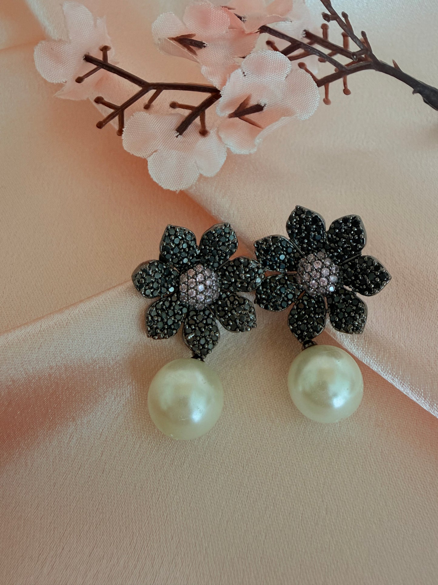 Nano Setting Floral Earing with Pearl Drop 💧 💧
