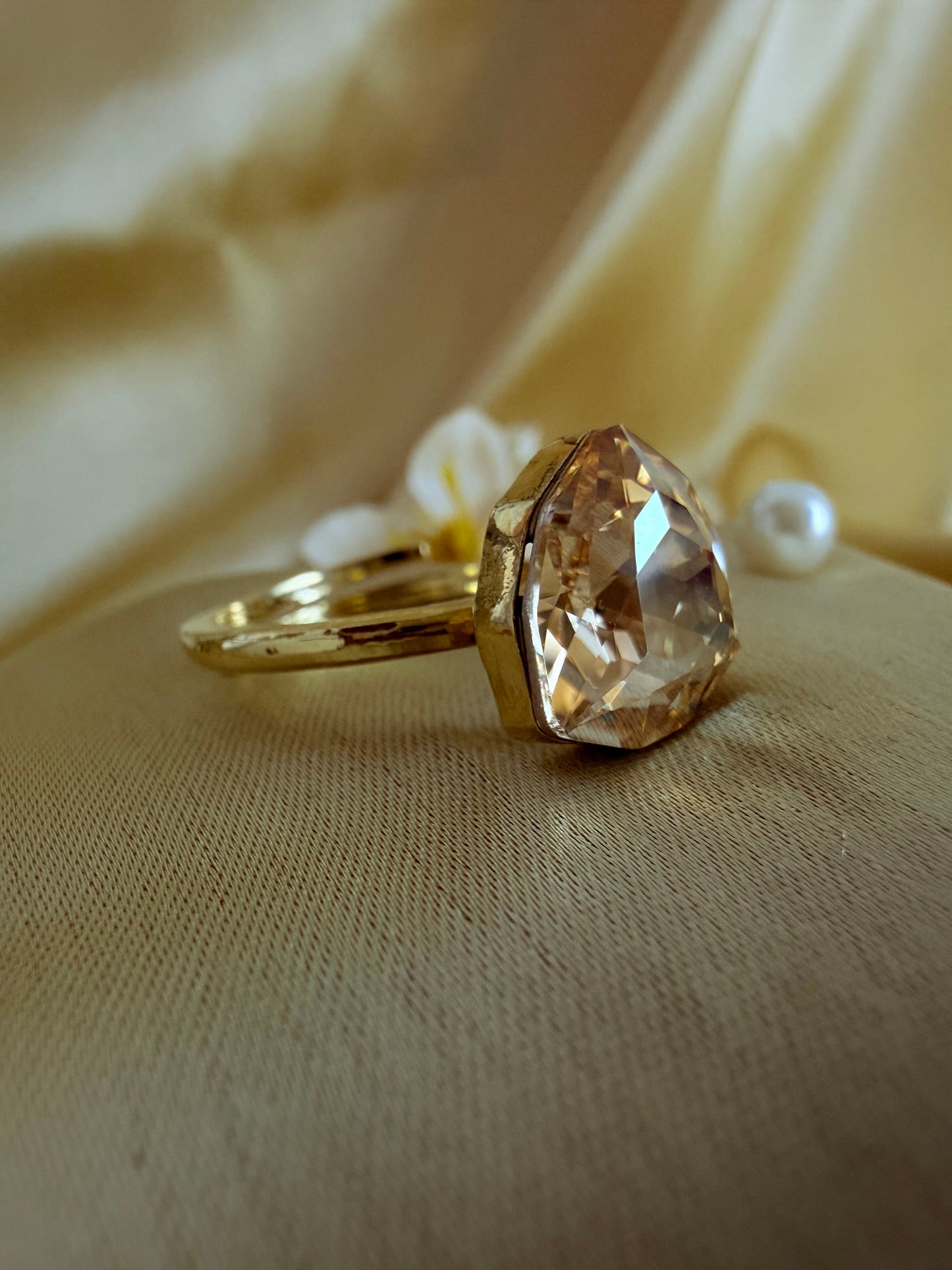 18 K gold plated ring with triangular faceted CZ stone ✨