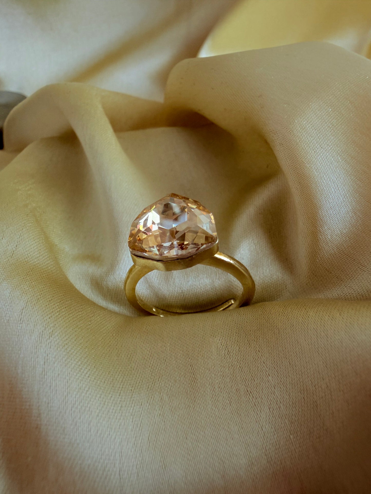 18 K gold plated ring with triangular faceted CZ stone ✨