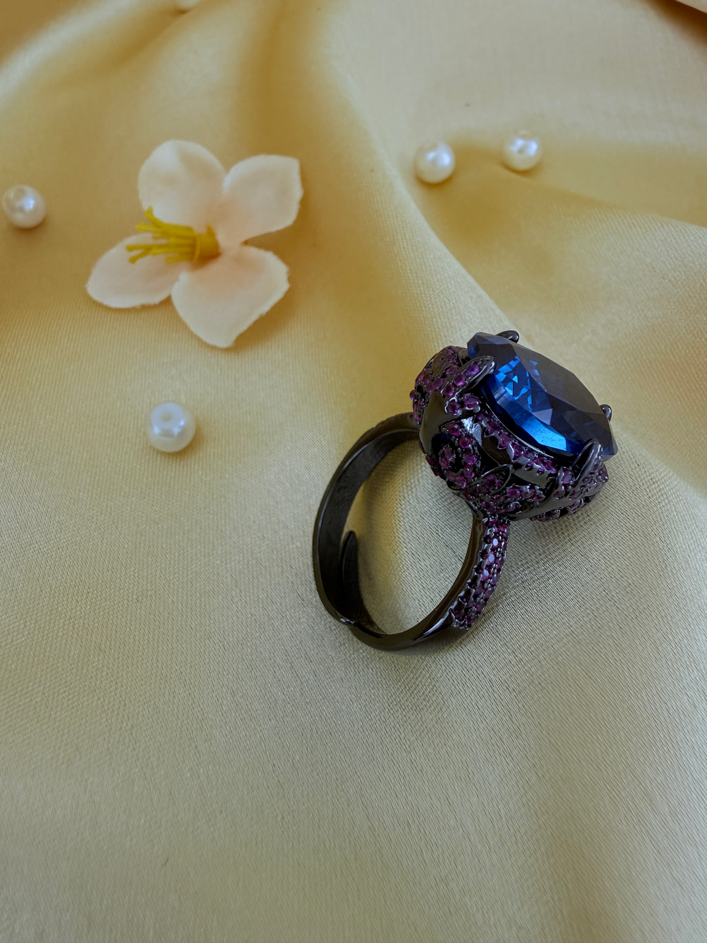 💙 Turkish Zultanite Royal Blue Statement Ring