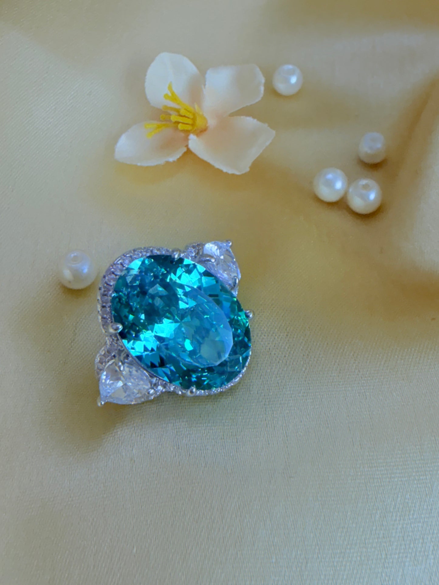 Light Emerald Green Bold Statement Ring