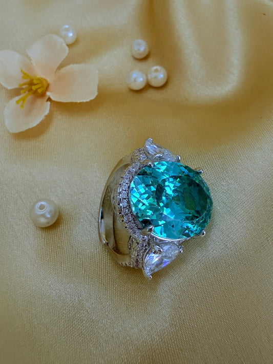 Light Emerald Green Bold Statement Ring