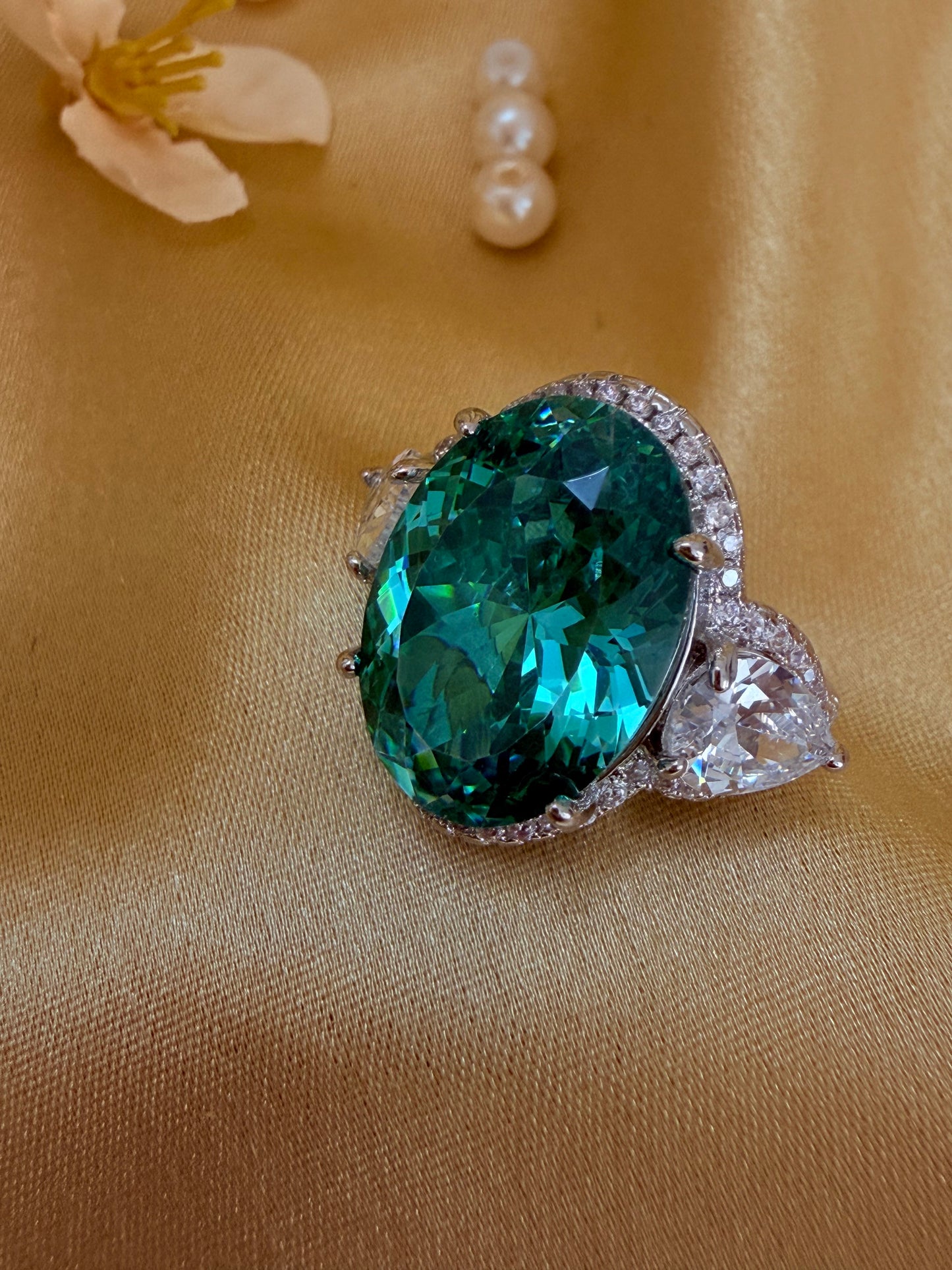 Light Emerald Green Bold Statement Ring