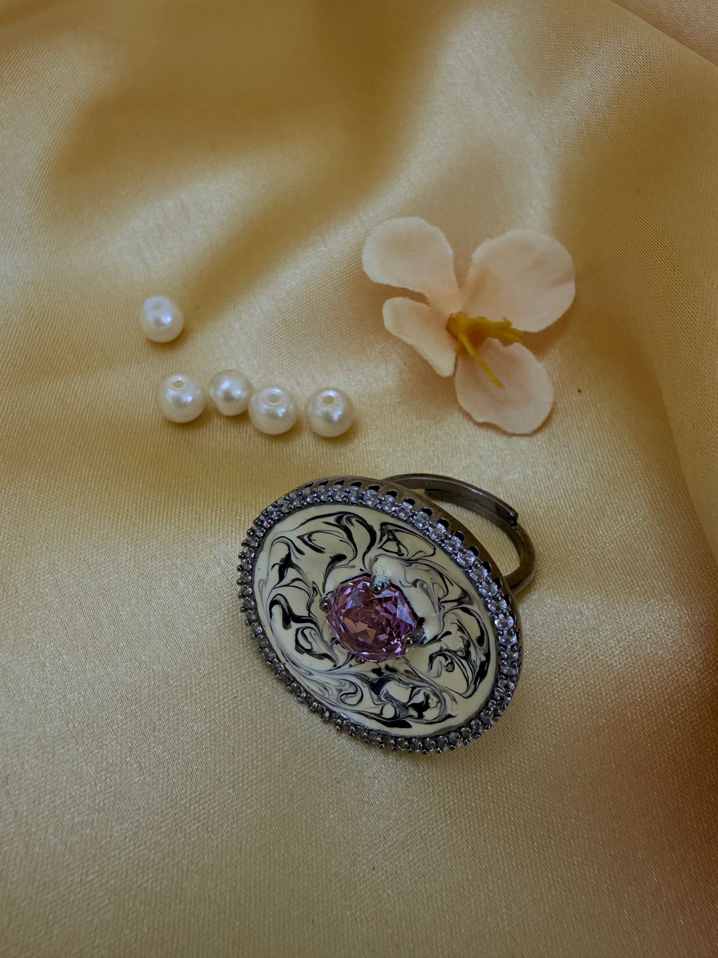 ✨Motif Cocktail Statement Ring with Earrings ✨