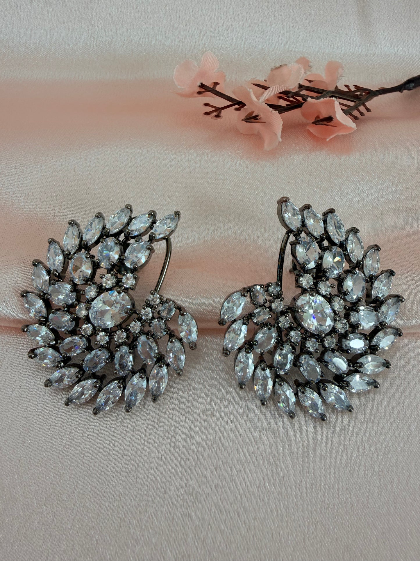 ✨Marquise cut CZ stone earrings with gunmetal polish✨