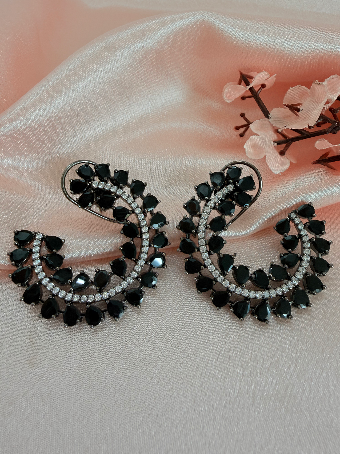 ✨Cubic Zerconia Brass Cz classic Earrings with Black plating ✨