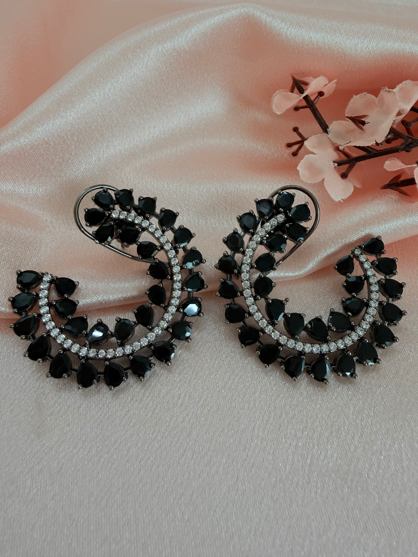 ✨Cubic Zerconia Brass Cz classic Earrings with Black plating ✨