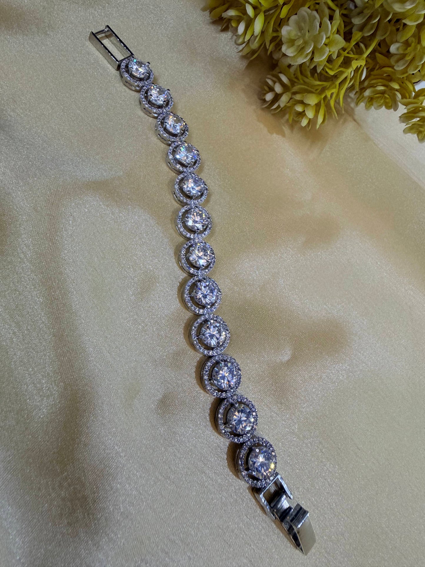 ✨Rhodium plated Cubic Zirconia Tennis Bracelet ✨
