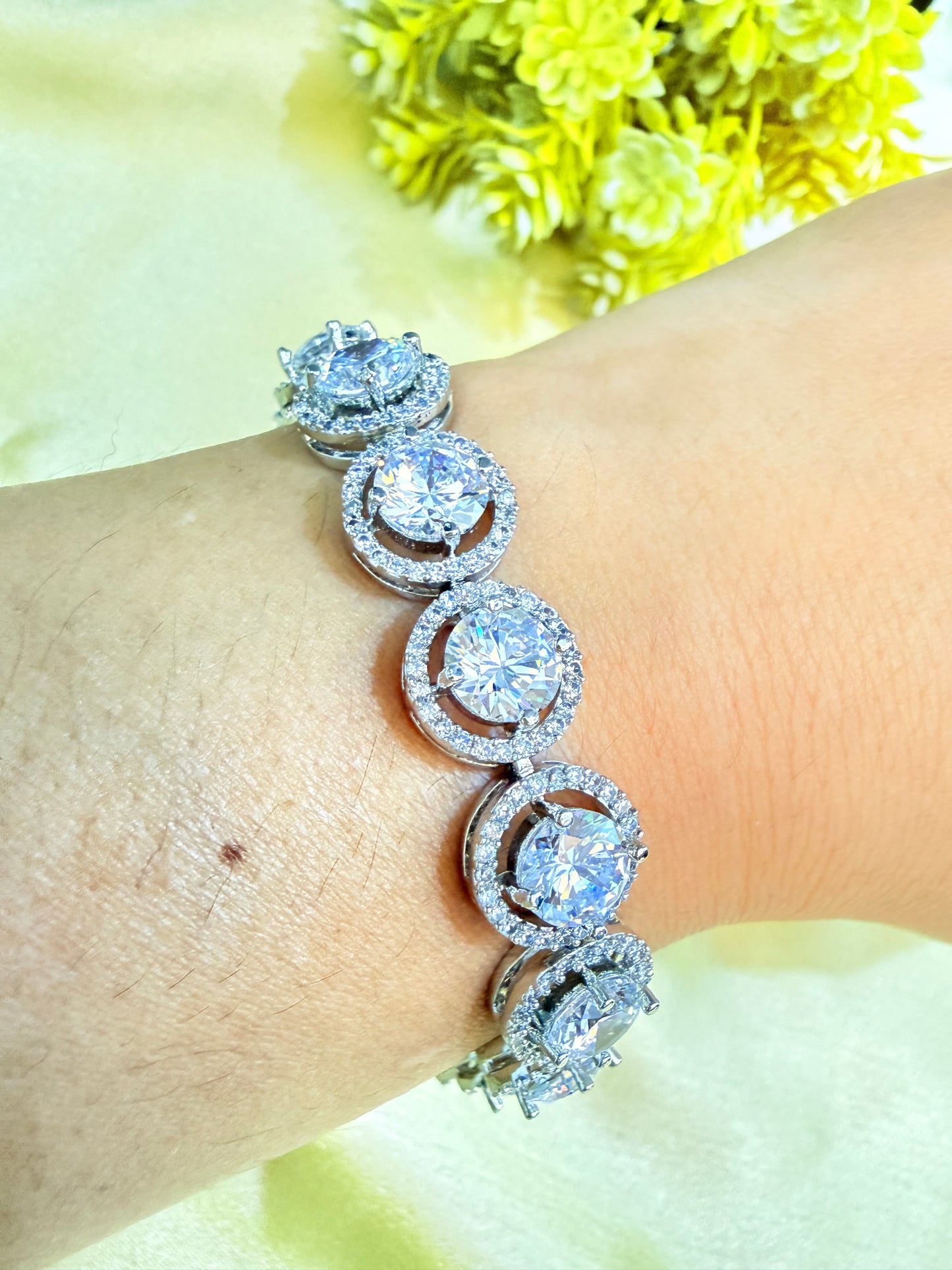 ✨Rhodium plated Cubic Zirconia Tennis Bracelet ✨