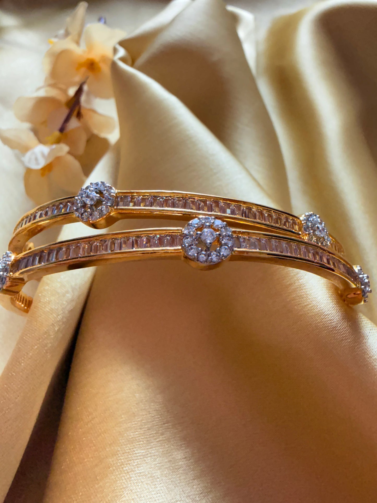 18k Gold-Plated AAA+ Cubic Zirconia-Halo-style round motifs Bangles