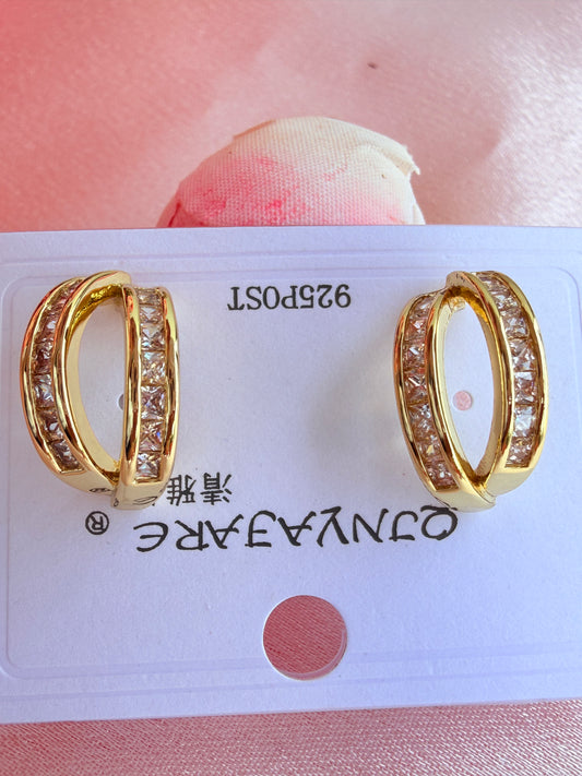 Dual-band crossover hoop earrings