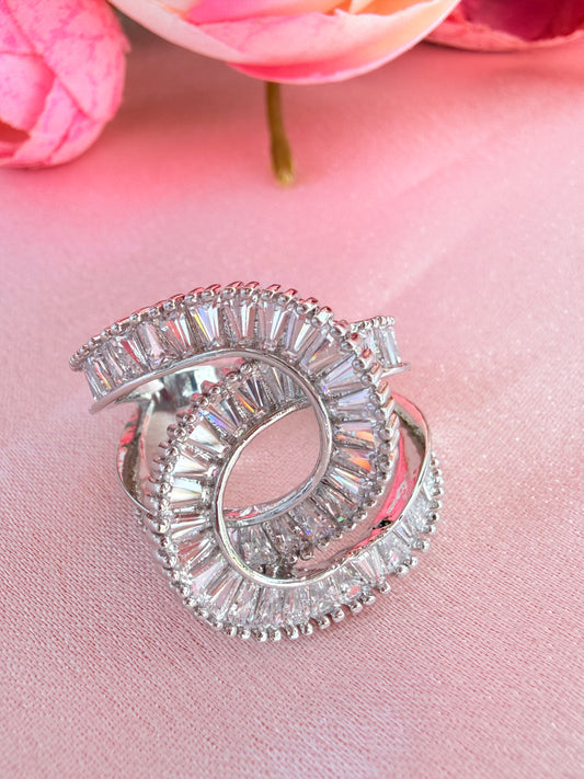 Silver-toned Abstract Swirl Cocktail Ring