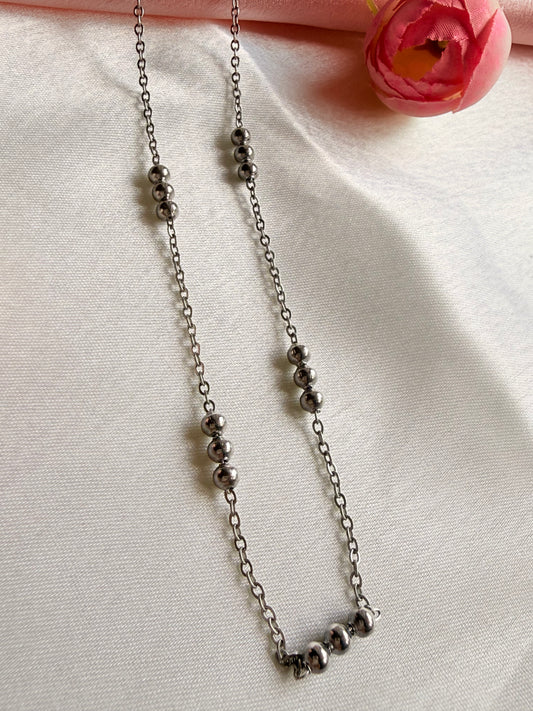 Bead-station chain